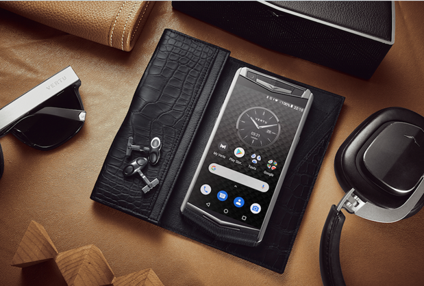 Vertu Aster P: Điện thoại cảm ứng đẳng cấp | Hoàng Luxury