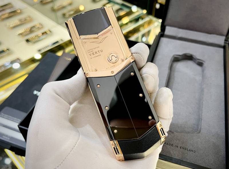 Vertu Signature S chính hãng nhập khẩu