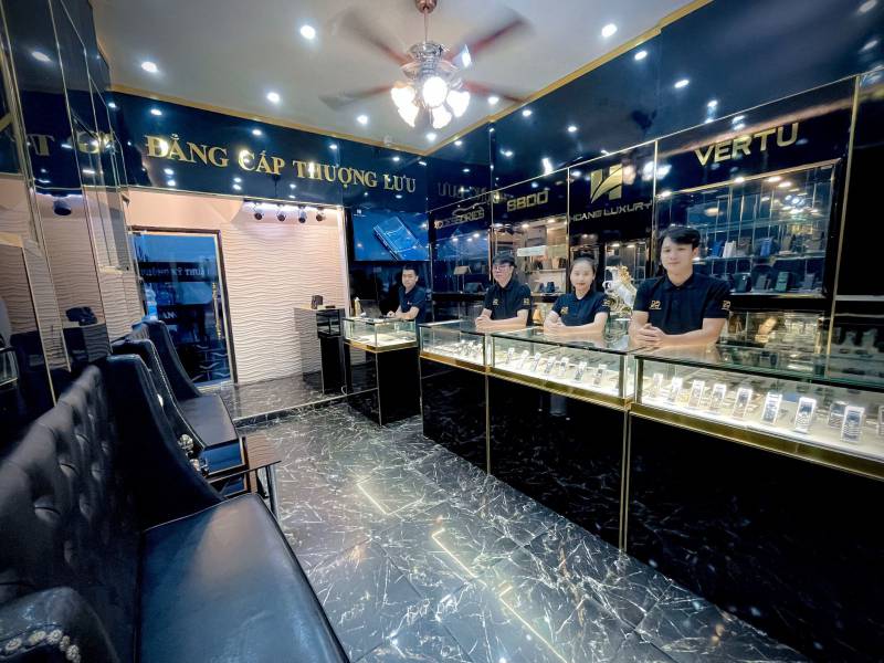 Showroom Hoàng Luxury chuyên điện thoại Vertu chính hãng Showroom Hoàng Luxury chuyên điện thoại Vertu chính hãng