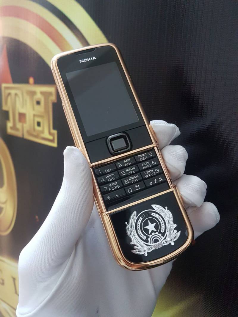 nokia 8800 da đen quốc huy