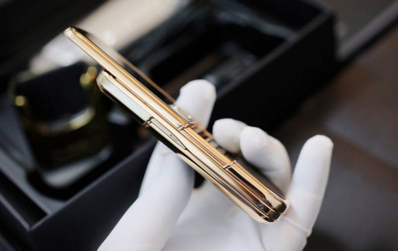 nokia-8800-vang-hong-gold-da-nau-ban-1gb-4