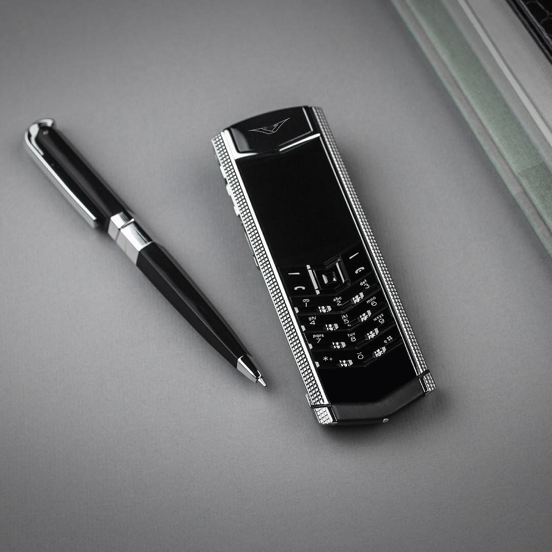 ĐIỆN THOẠI VERTU