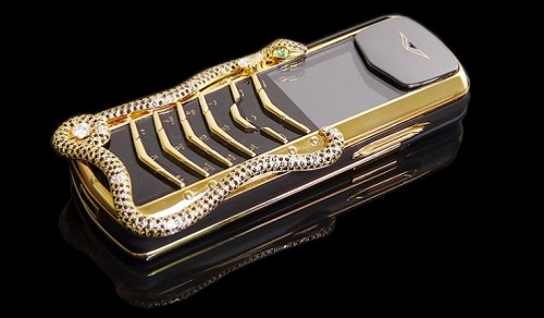 Vertu Signature S Cobra Limited Edition - Vertu đắt nhất thế giới Vertu Signature S Cobra Limited Edition - Vertu đắt nhất thế giới