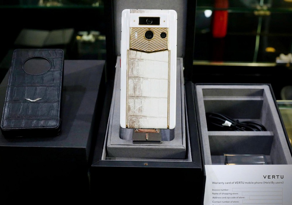 METAVERTU 2 GOLD DIAMOND HIMALAYA ALLIGATOR LƯỚT 2025